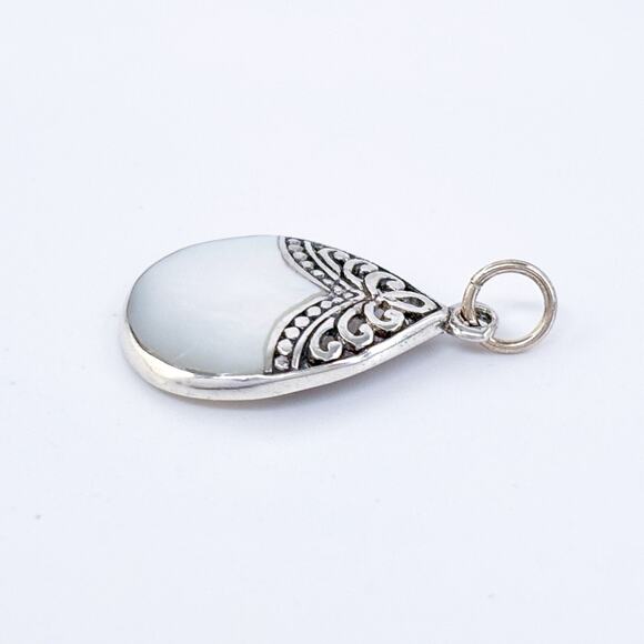 Vintage ATI Sterling Silver 925 Mother of Pearl Teardrop Pendant - Picture 3 of 6
